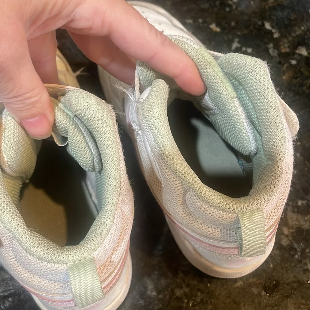 Nike Court Borough Midi Sneakers! Size 2.5